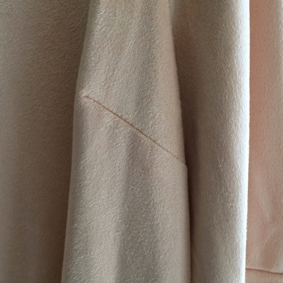 Dillard’s NWT Blush Bell Sleeve Dress - Picture 5 of 8